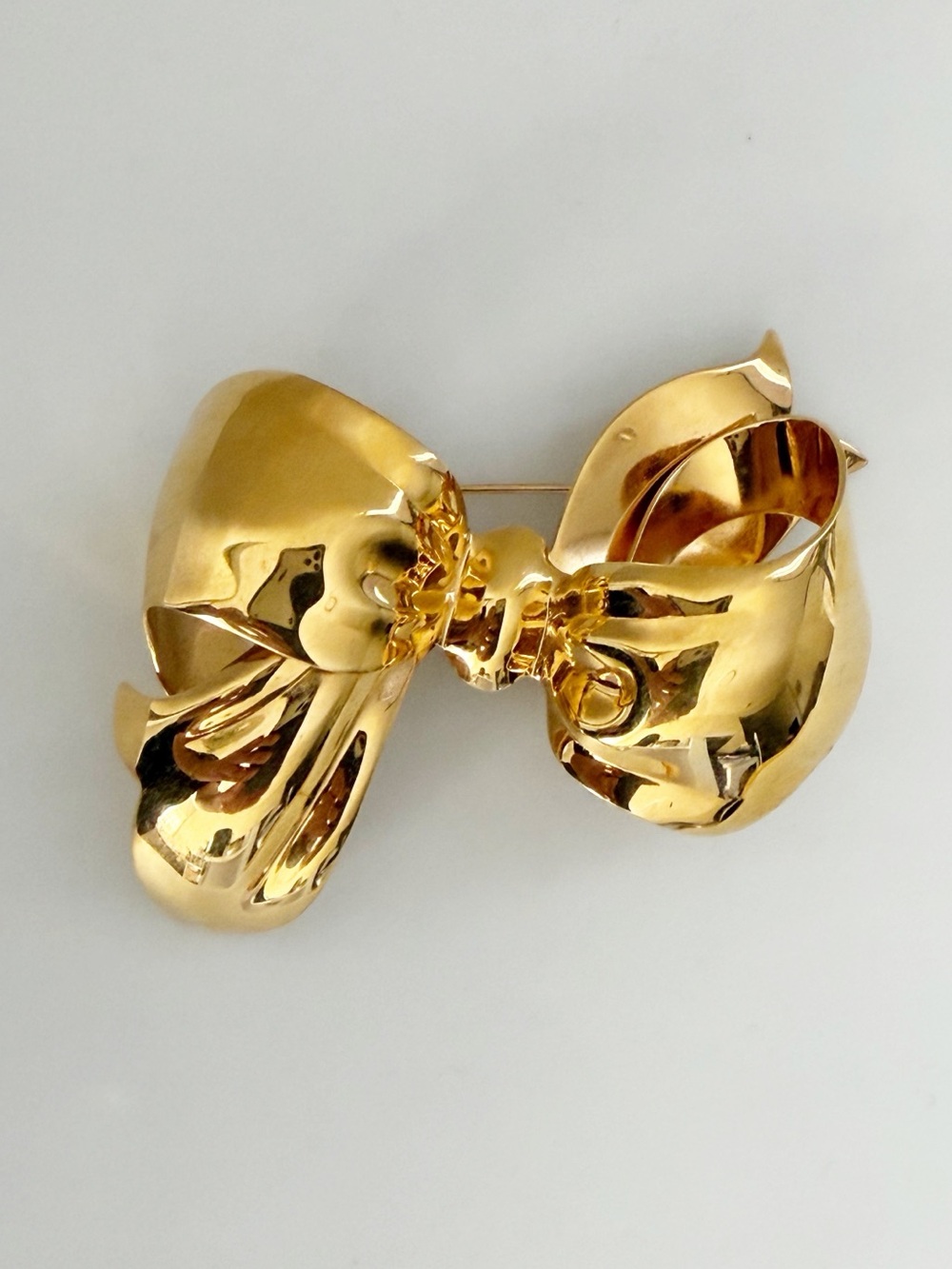 Vintage Monet Large Gold Tone Ribbon Bow Brooch Pin